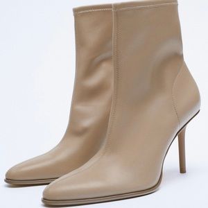 Zara Heeled Booties (size 6 1/2)